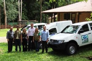 Entrega de veiculo para o CRAS